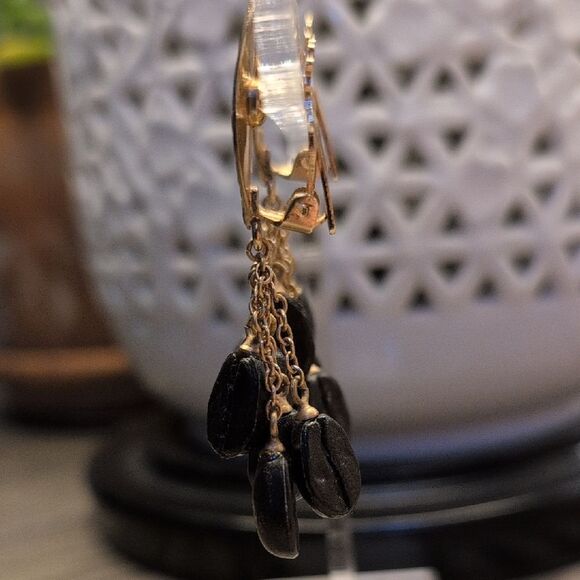 Vintage Clip On Gold Leaf and Black Bean Drop Earrings - Picture 6 of 10
